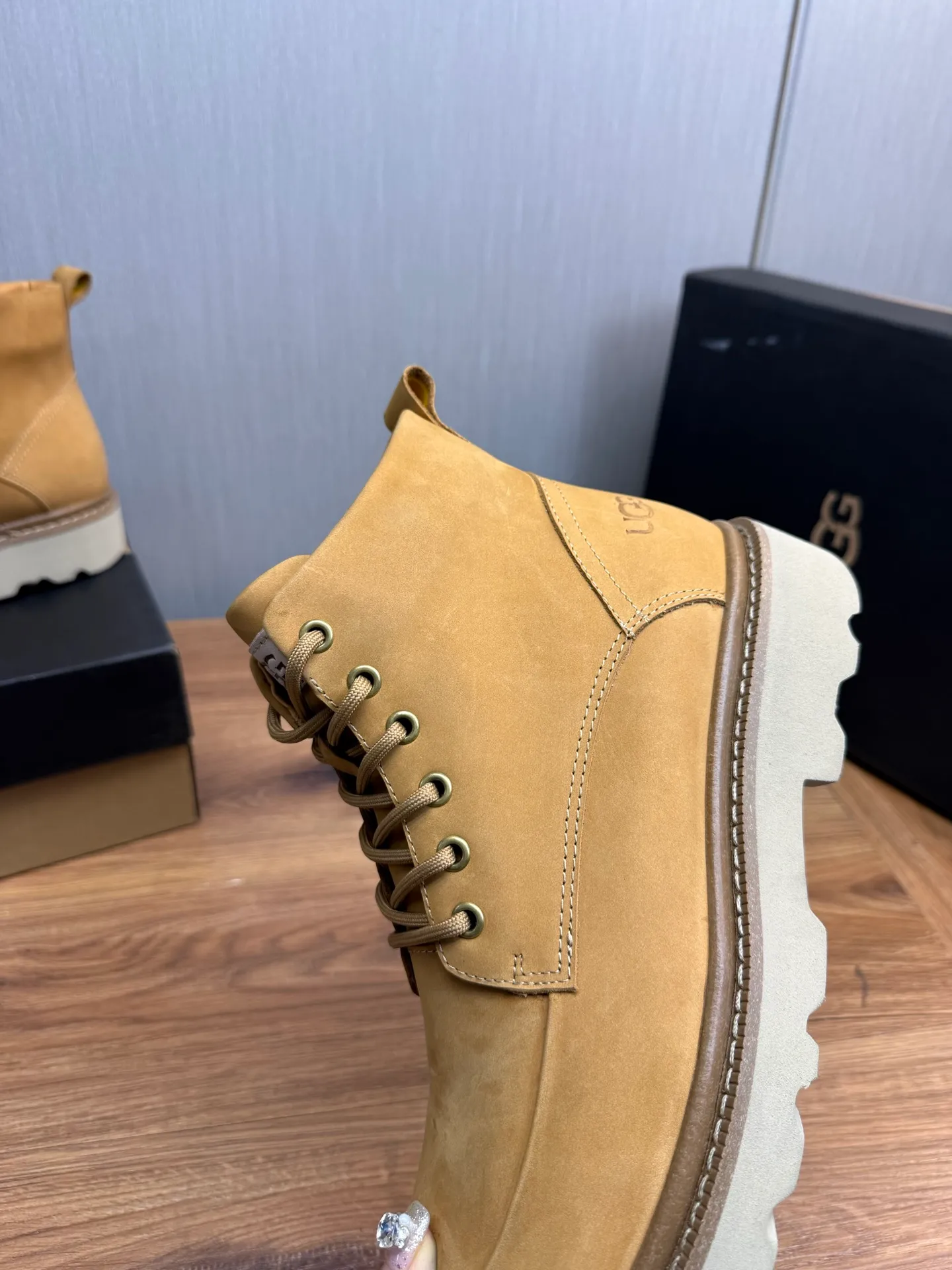 Factory price 640💰 [UGG] Men's hot winter warm boots🐑Simple and fashionable design, cowhide➕comfortable and warm wool lining. Soft and comfortable to wear, good warmth retention, and excellent foot feel. Regular size 38-45